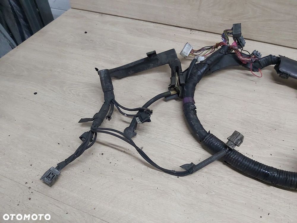 TOYOTA CELICA V gt4 st185 puszka skrzynka bezpieczników wiązka silnika RHD - 9