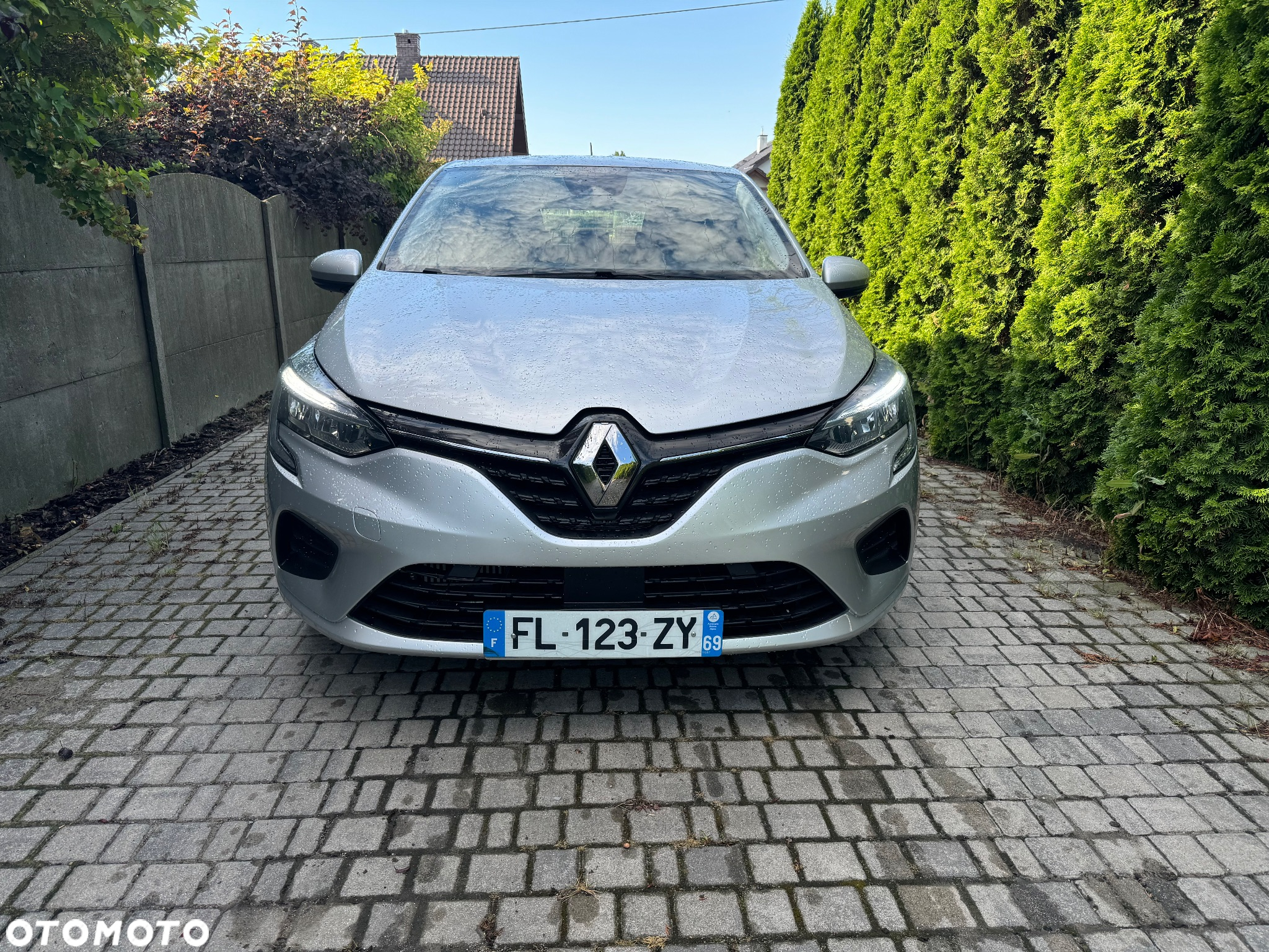 Renault Clio TCe 100 INTENS - 2
