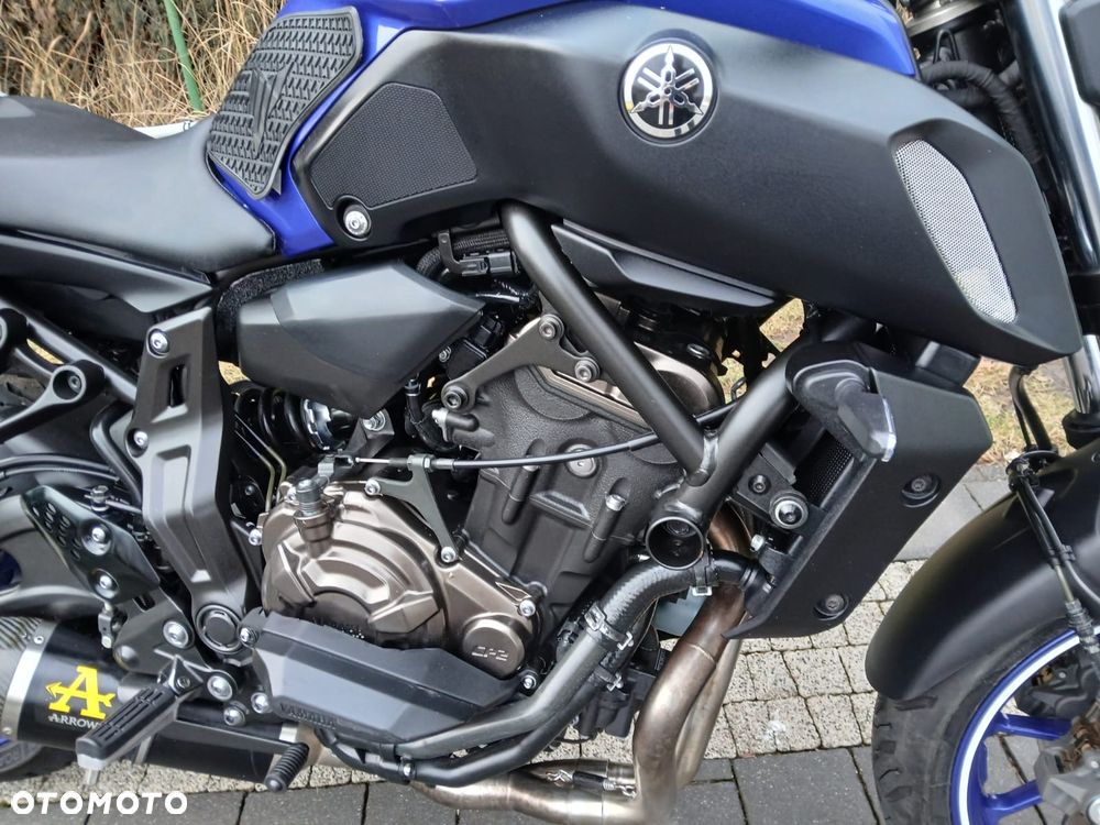 Yamaha MT - 5
