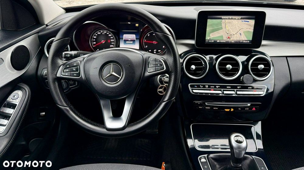 Mercedes-Benz Klasa C 180 (BlueTEC) d Avantgarde - 21