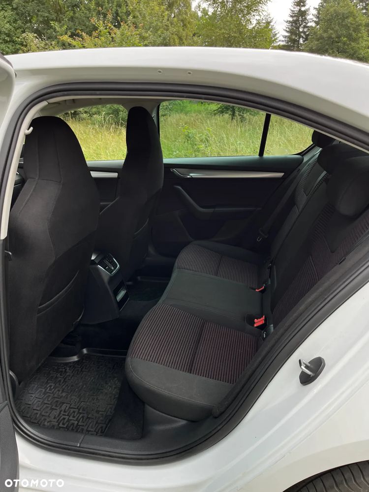 Skoda Octavia 1.4 TSI Style - 9