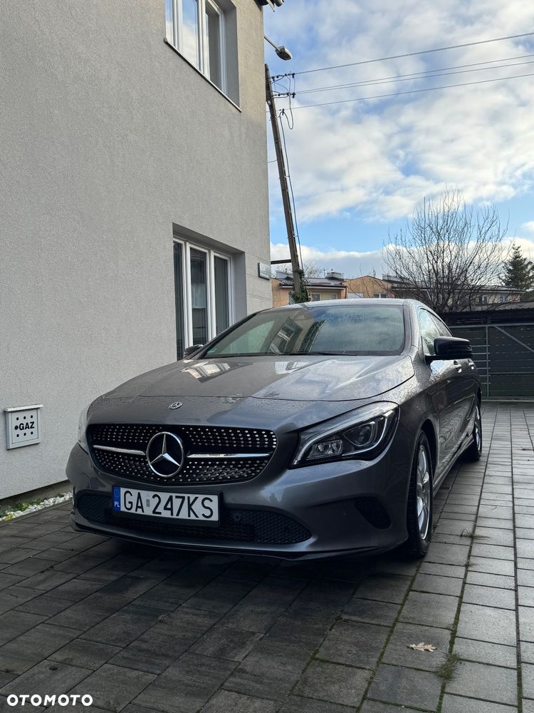 Mercedes-Benz CLA - 13