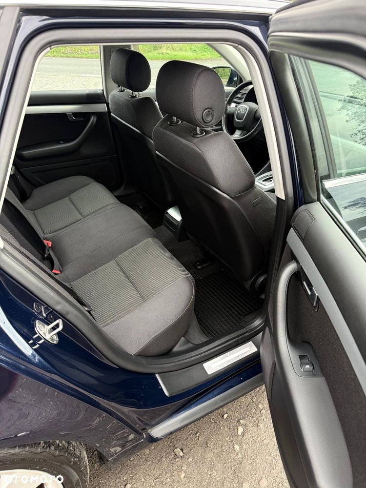 Audi A4 Avant - 13