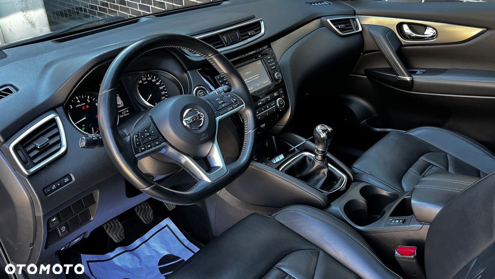 Nissan Qashqai 1.6 DIG-T Tekna+ - 27