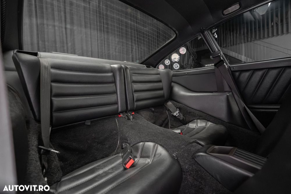 Porsche 911 - 24