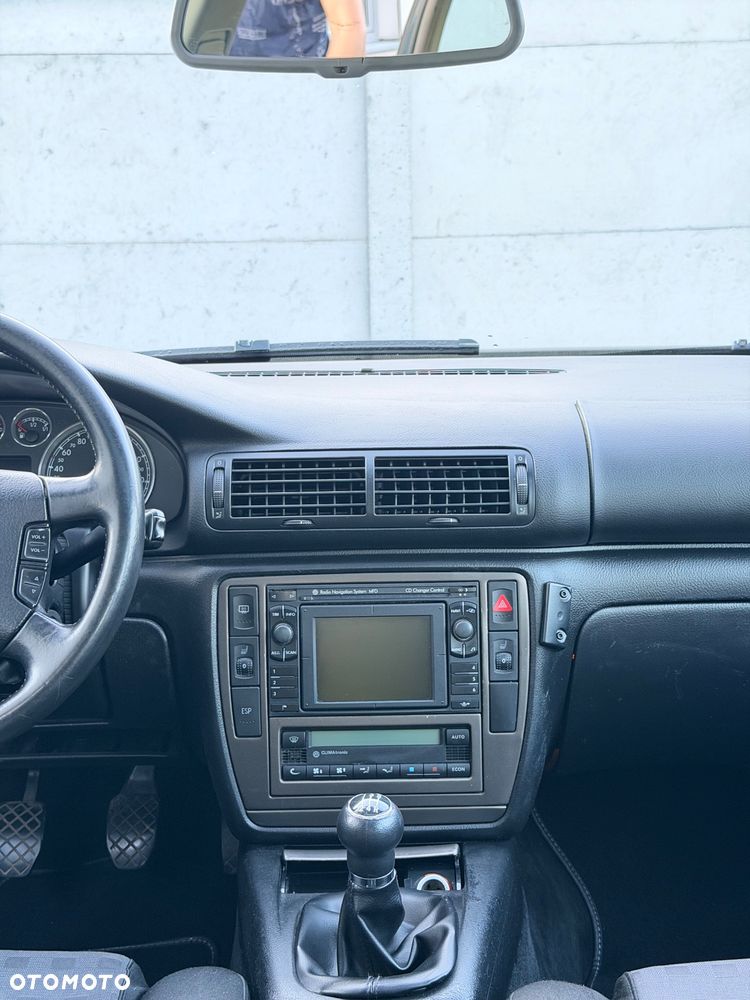 Volkswagen Passat 1.6 Basis - 9