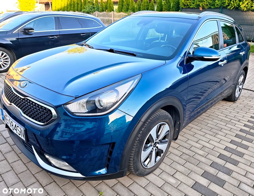 Kia Niro 1.6 GDI Hybrid L - 3
