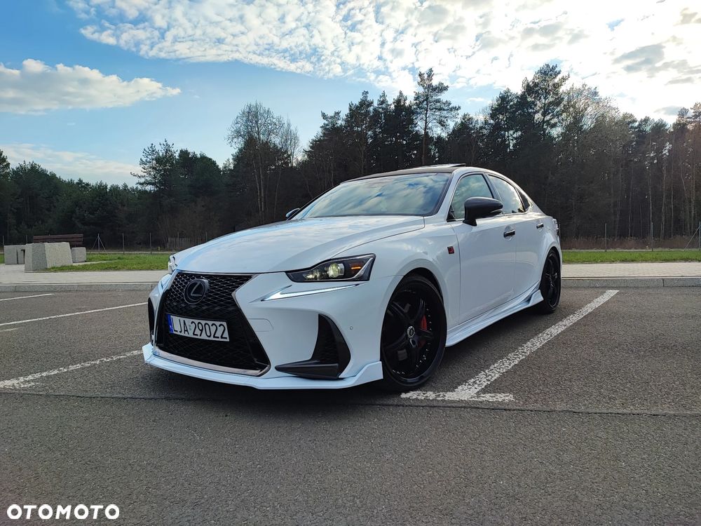 Lexus Is