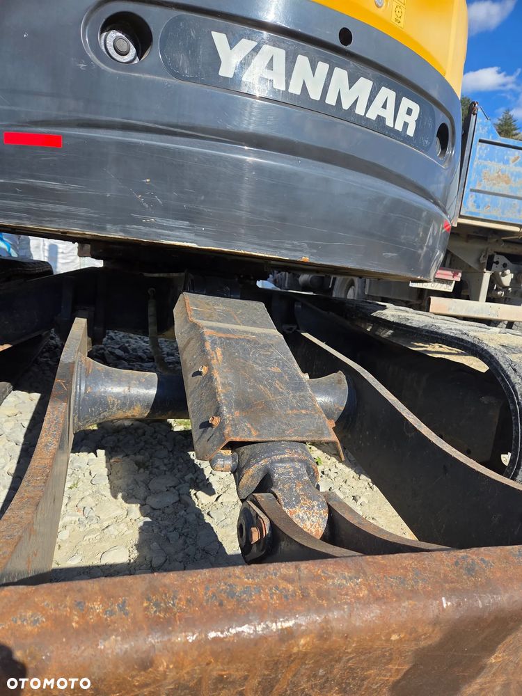 Yanmar VIO82 - 24