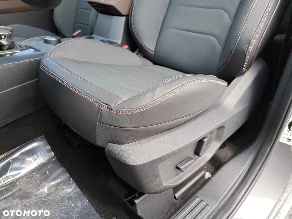 Volkswagen Amarok - 21