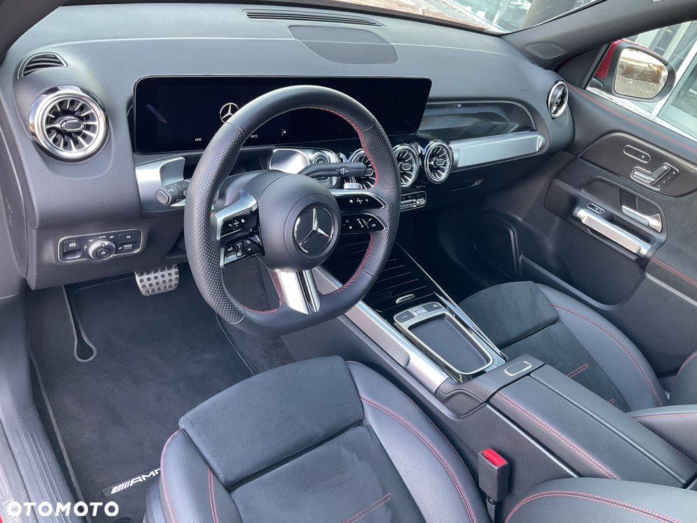 Mercedes-Benz GLB 200 d AMG Line 8G-DCT - 11