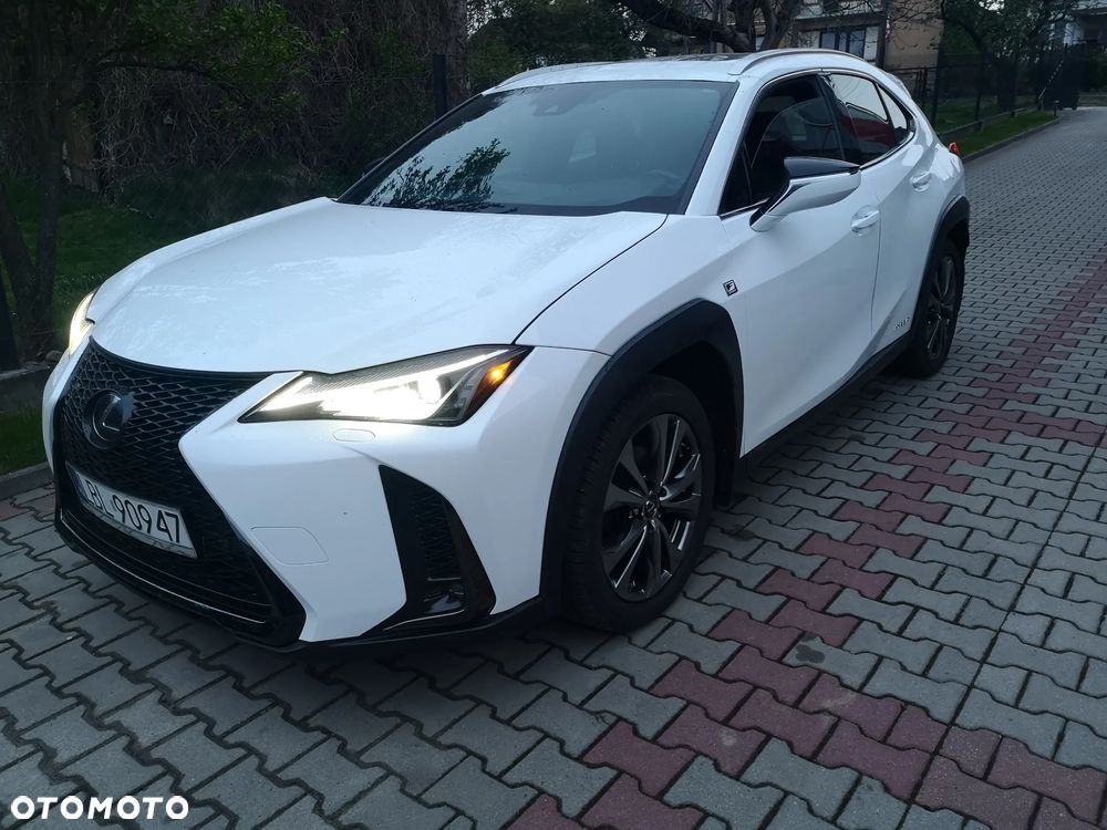 Lexus UX - 1