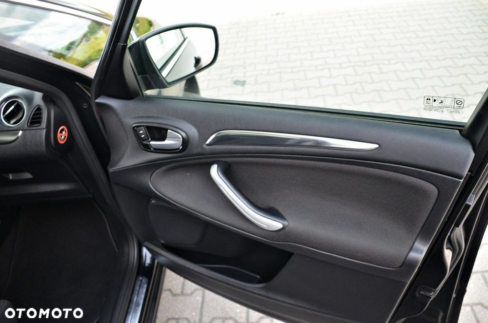 Ford S-Max - 20