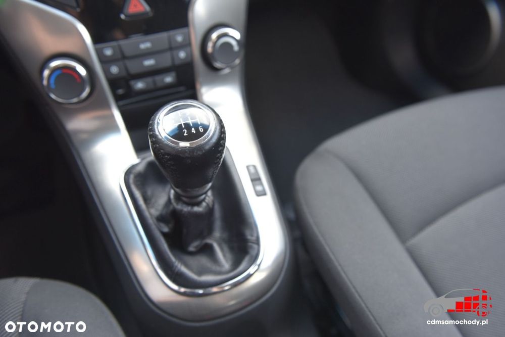 Chevrolet Cruze - 29