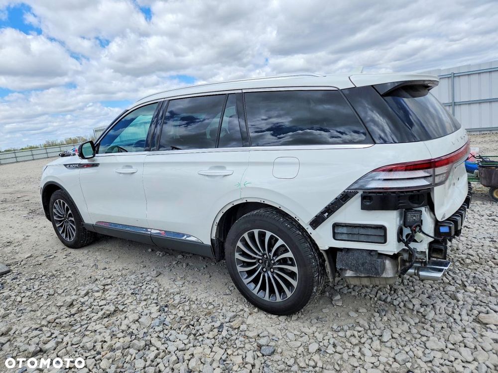 Lincoln Aviator - 6