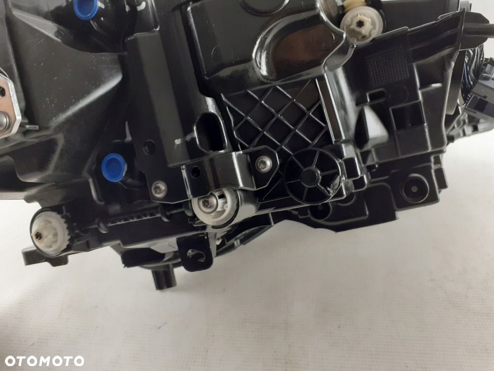 Lampa lewa Volvo S\V60 17-21r. Mid led .32273029 - 9
