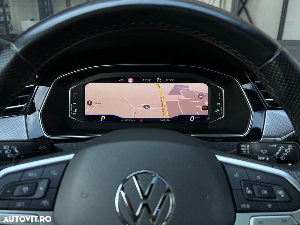 Volkswagen Passat Alltrack 2.0 TDI SCR DSG 4Motion - 18