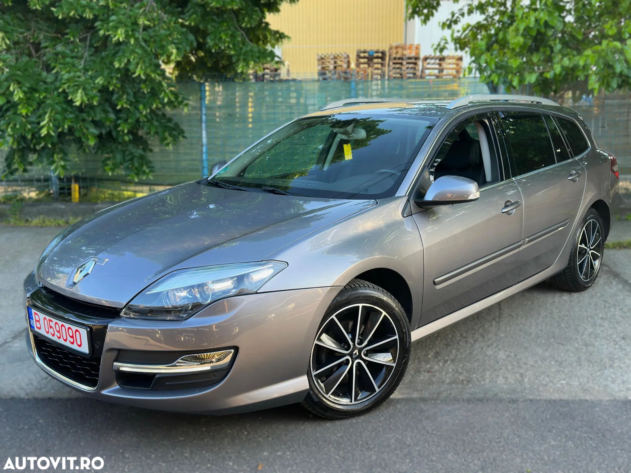 Renault Laguna Grandtour dCi 110 FAP EDC Limited - 1