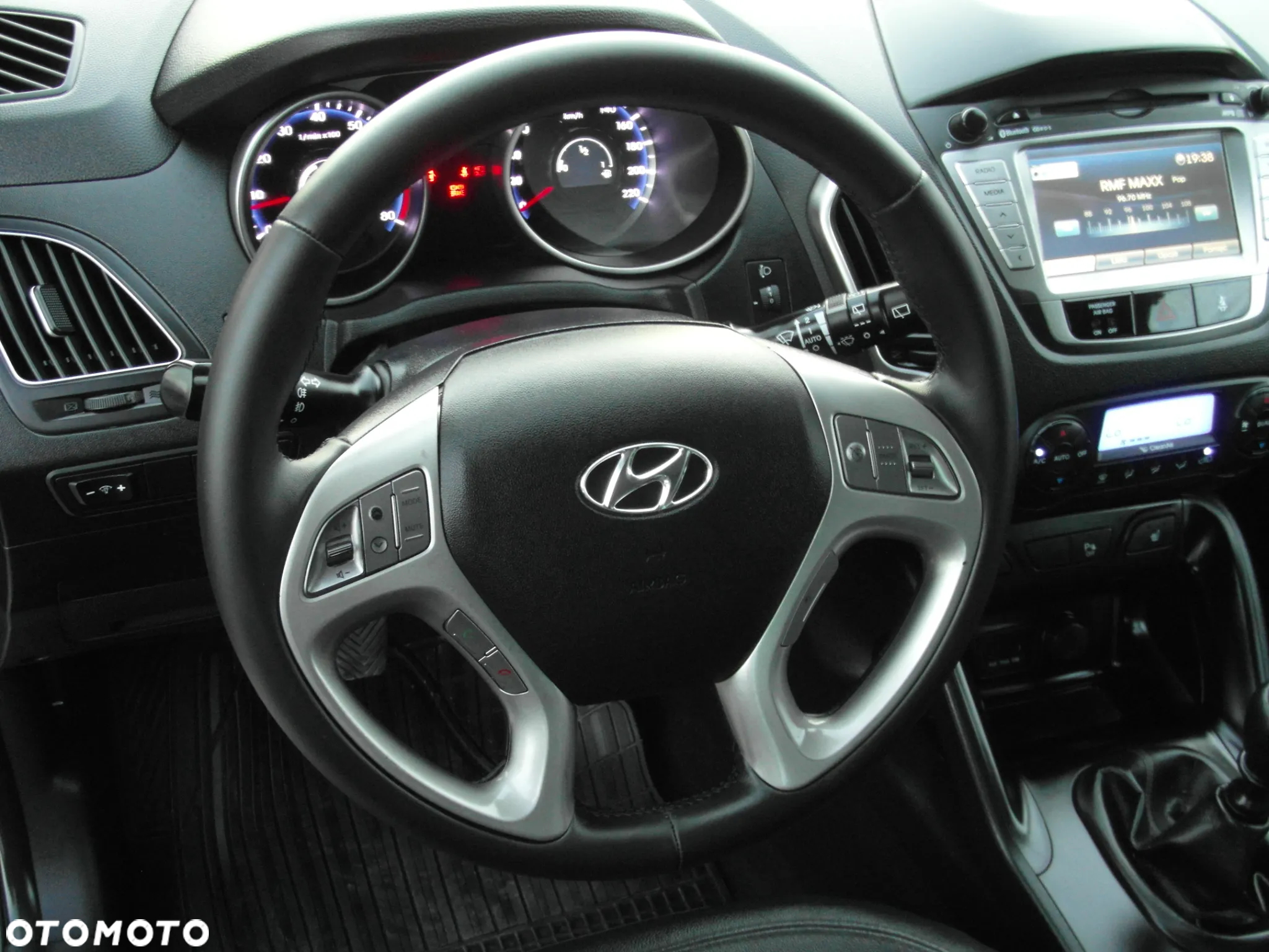 Hyundai ix35 1.6 GDI Premium 2WD - 21