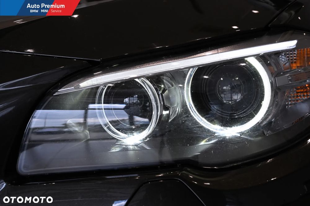 BMW Seria 5 520d - 23