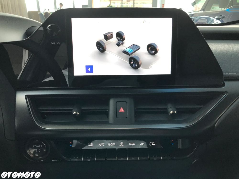 Lexus UX 300h Business - 14