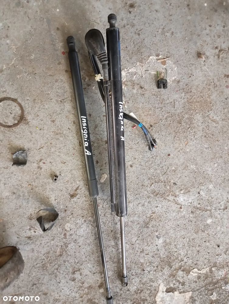 SIŁOWINIK KLAPY ELEKTRYCZNEJ KOMPLET OPEL INSIGNIA A