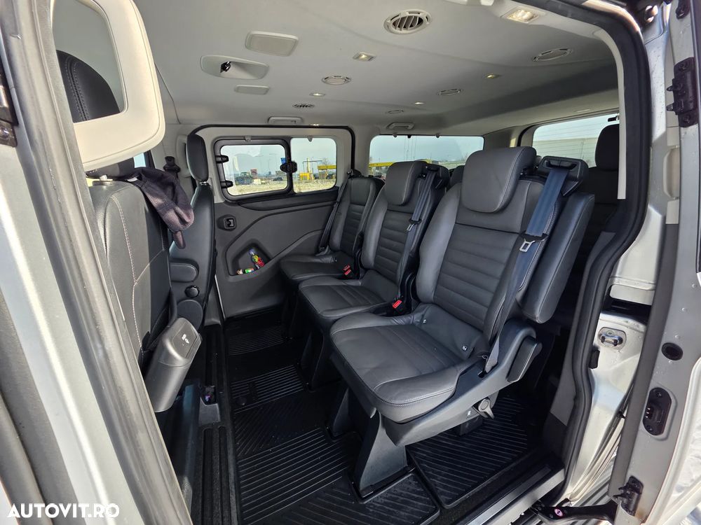 Ford Tourneo Custom Bus 320 2.0 EcoBlue 185 CP L2H1 Titanium X Aut. - 8