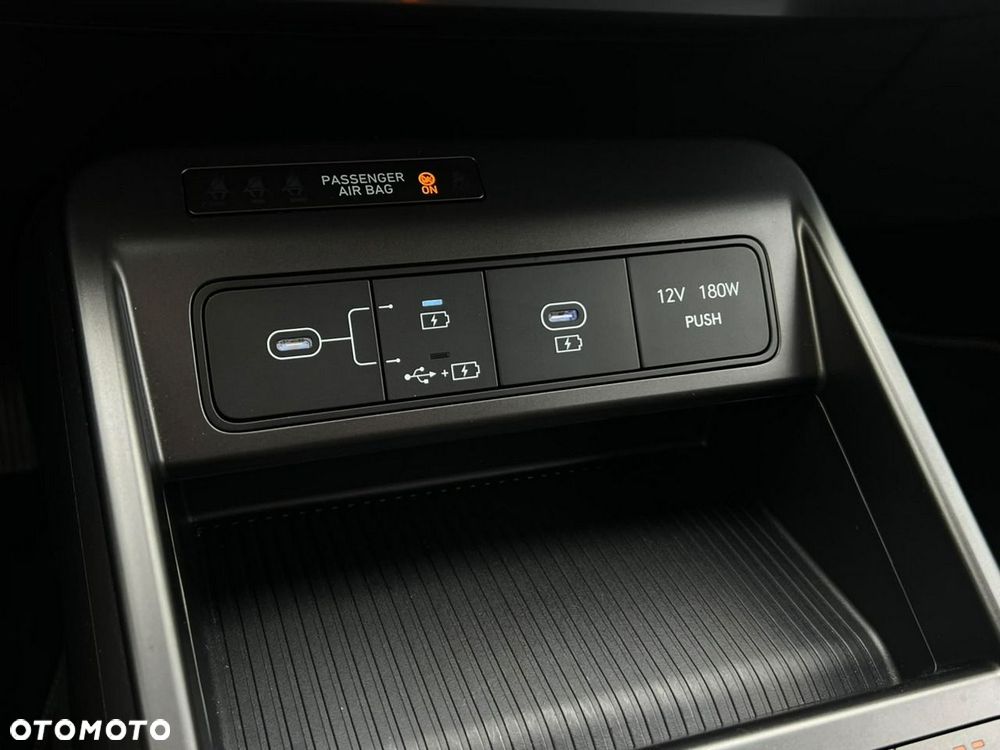 Hyundai Kona - 23