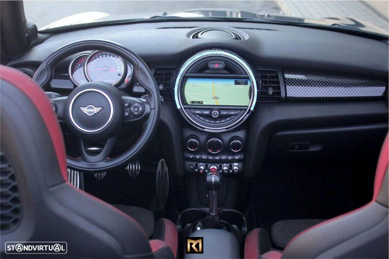 MINI Cabrio John Cooper Works - 29