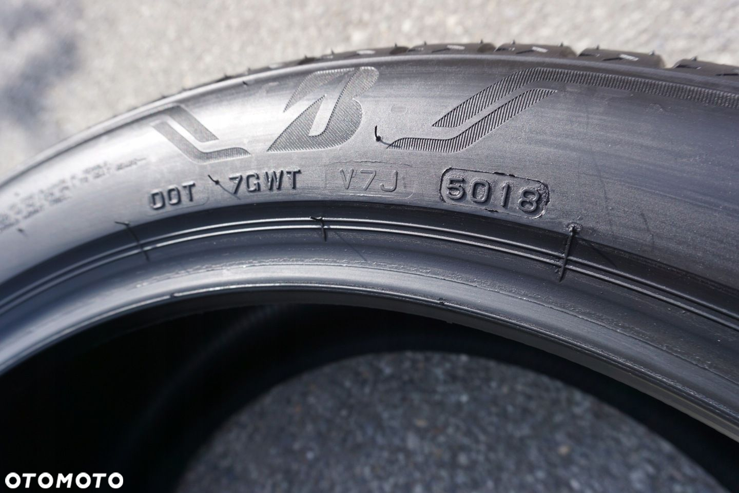 Bridgestone Alenza 001 285/40R21 109Y L583 - 13