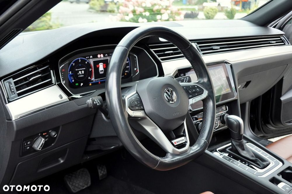 Volkswagen Passat Variant - 23