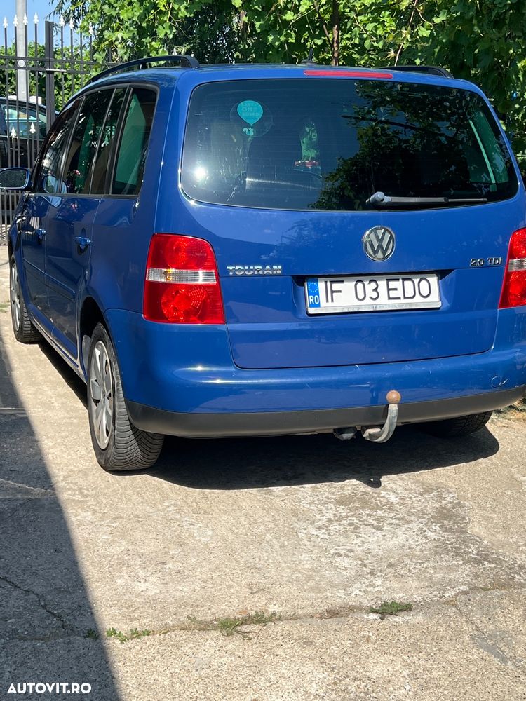 Volkswagen Touran 1.9TDI Conceptline - 3