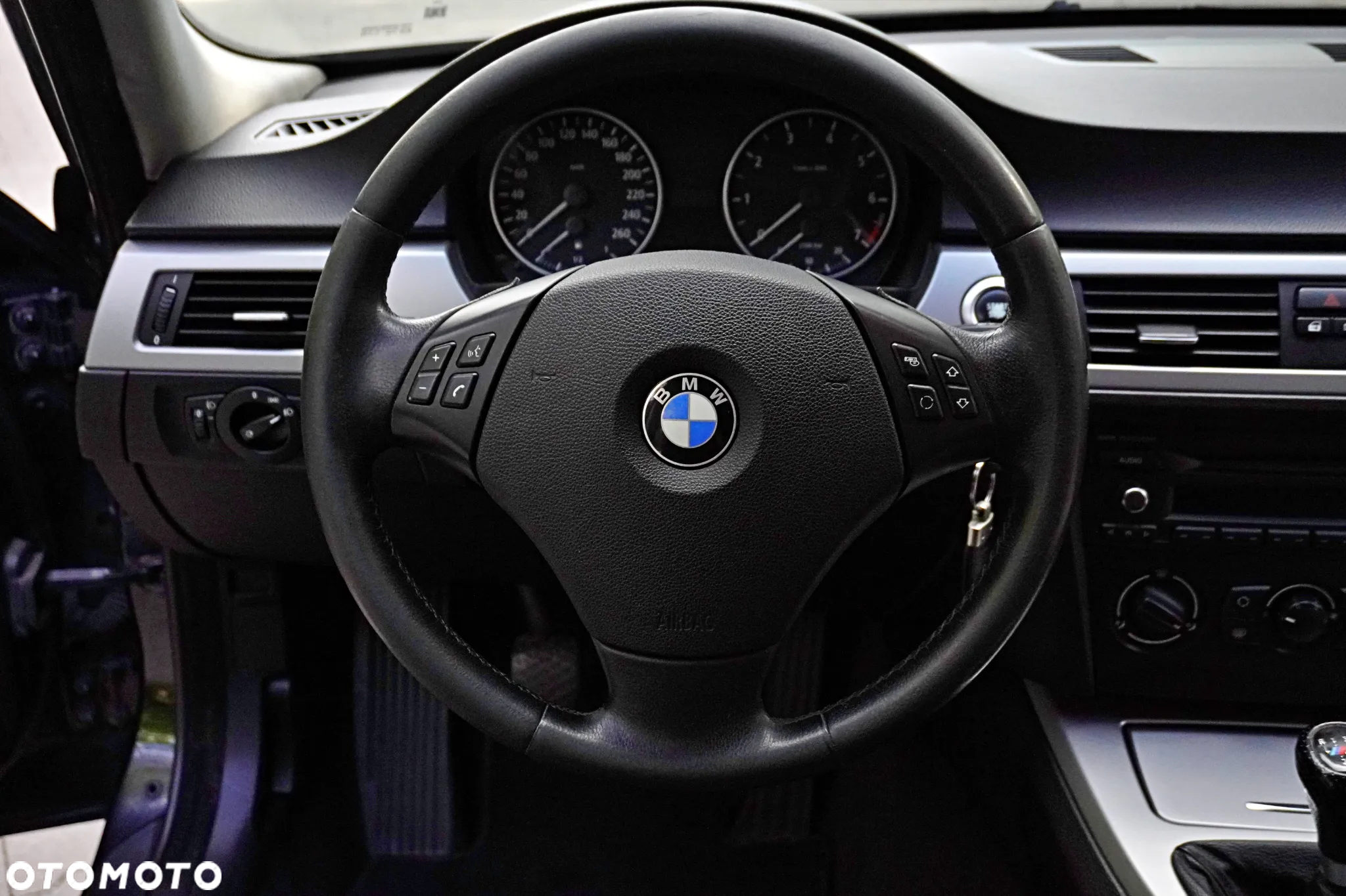 BMW Seria 3 320i - 19
