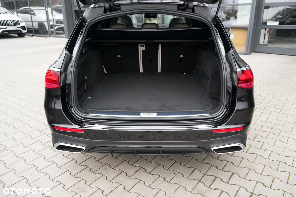 Mercedes-Benz Klasa E 220 d mHEV 4-Matic AMG 9G-Tronic - 9