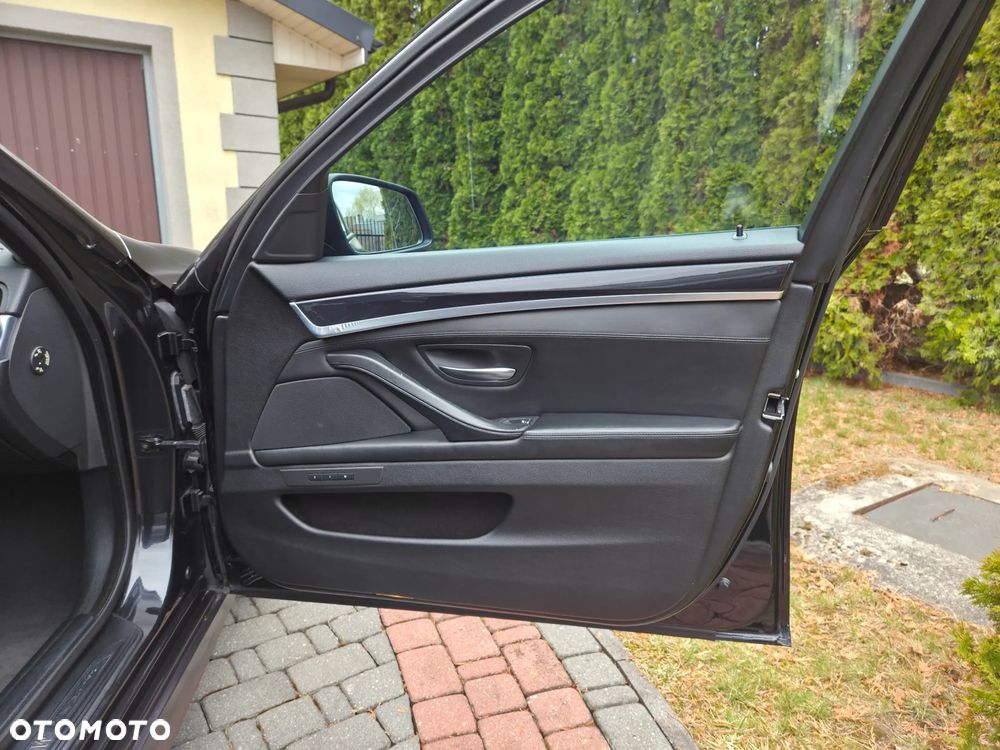 BMW Seria 5 535d - 15
