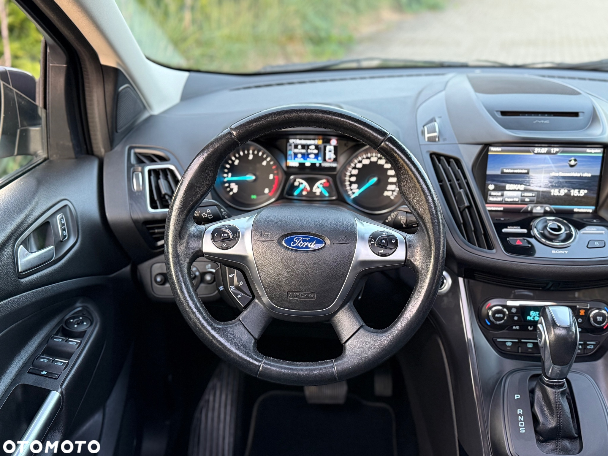 Ford Kuga 2.0 TDCi 4x4 Titanium - 31