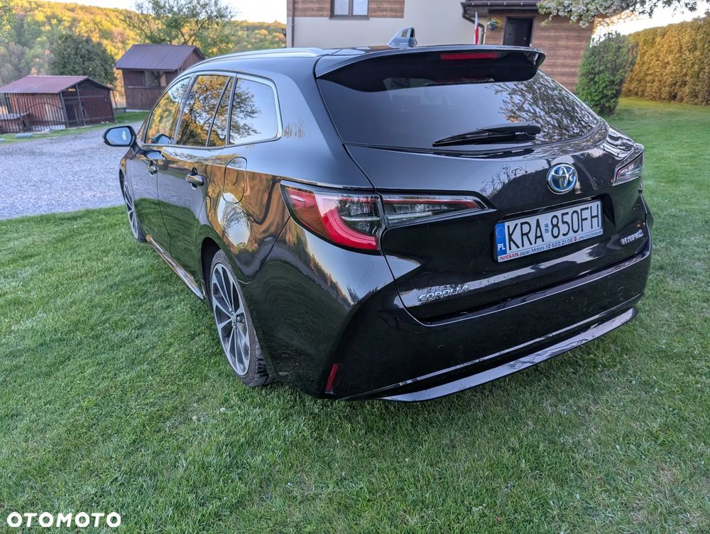Toyota Corolla - 10