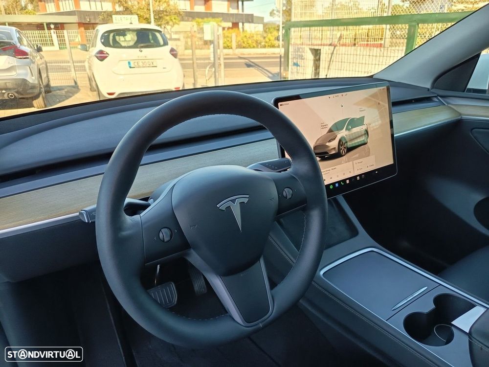 Tesla Model Y Tração Traseira - 19