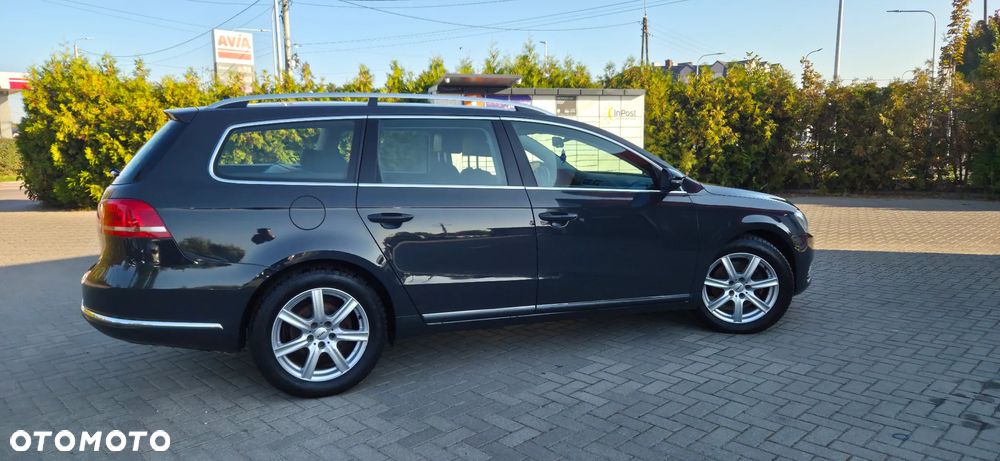 Volkswagen Passat Variant 2.0 Blue TDI DSG SCR Highline - 18