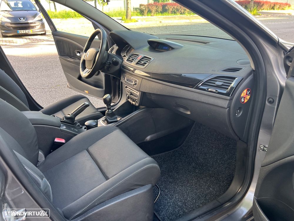 Renault Mégane Sport Tourer 1.5 dCi Dynamique - 6