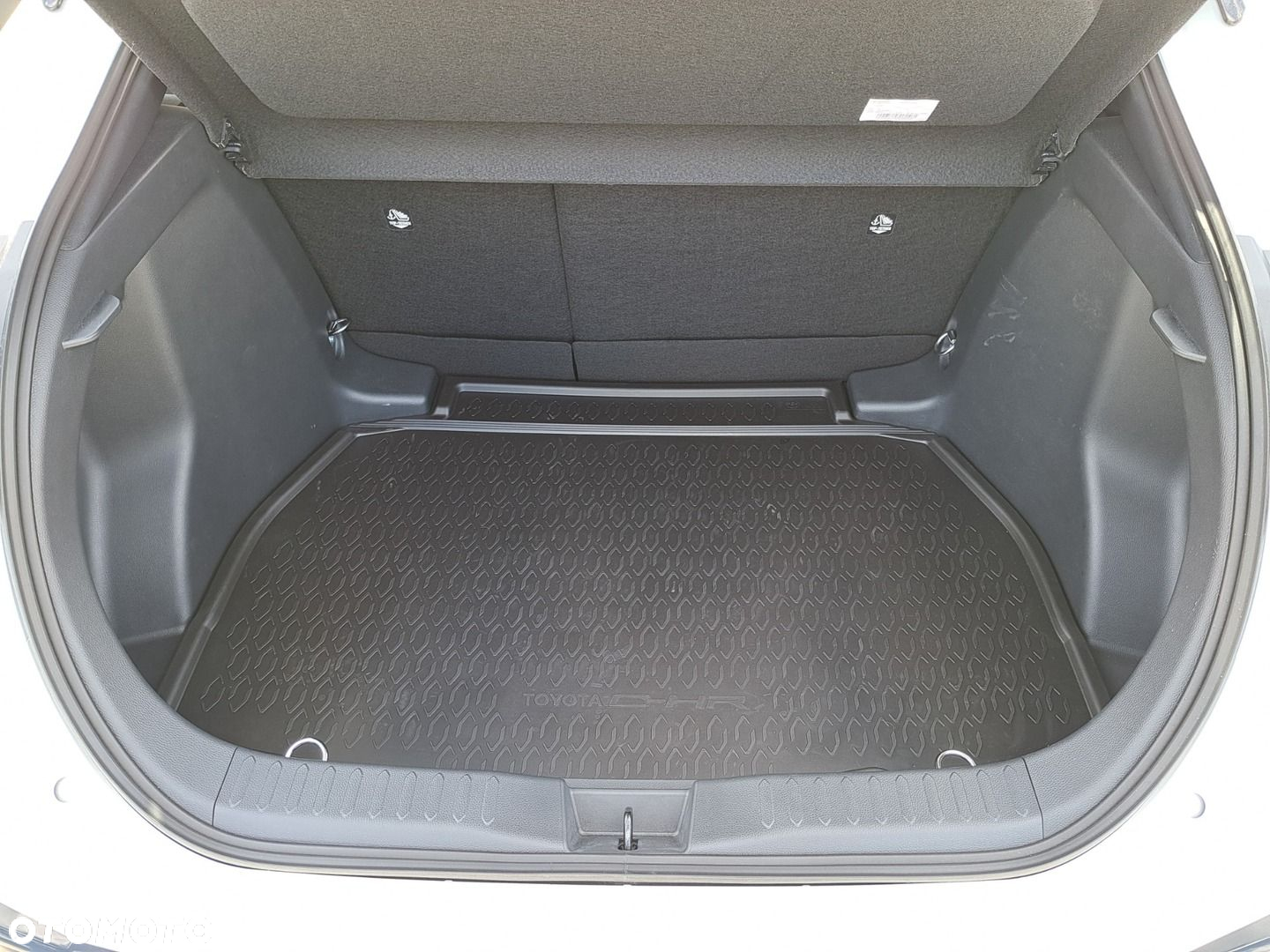 Toyota C-HR 1.8 Hybrid Executive - 7