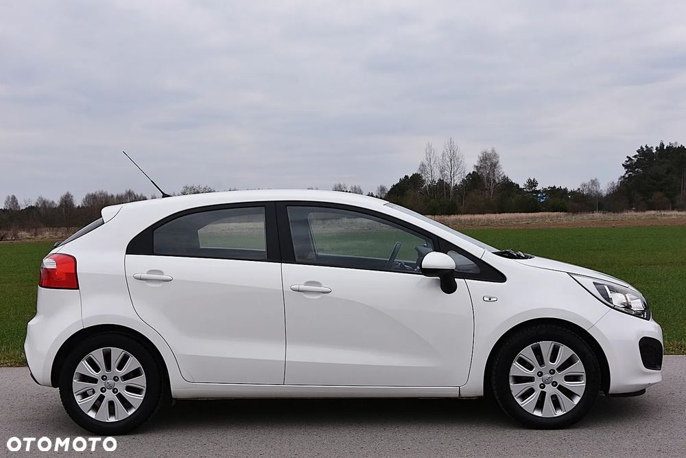 Kia Rio 1.2 M - 9