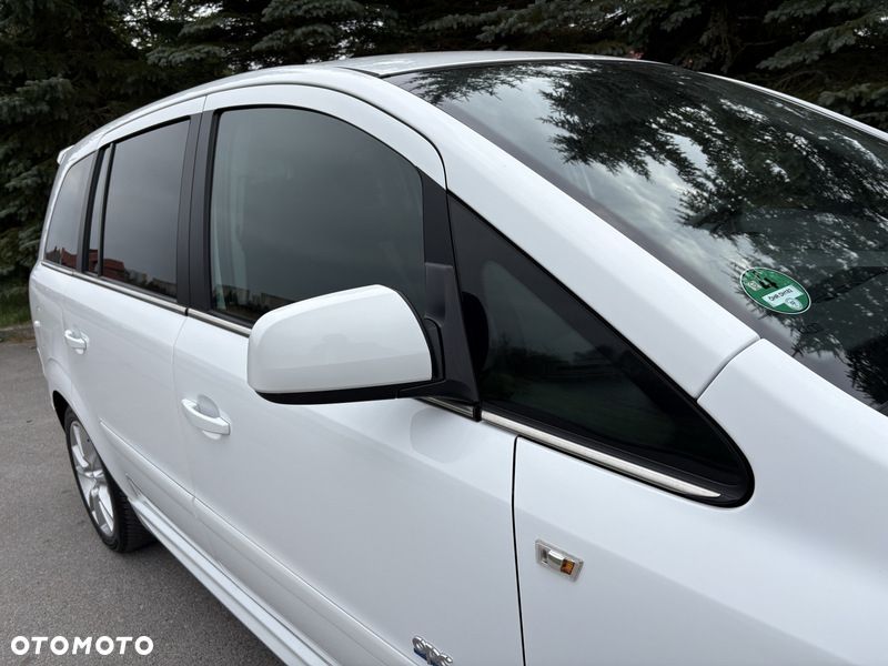 Opel Zafira 1.8 Design Edition - 31