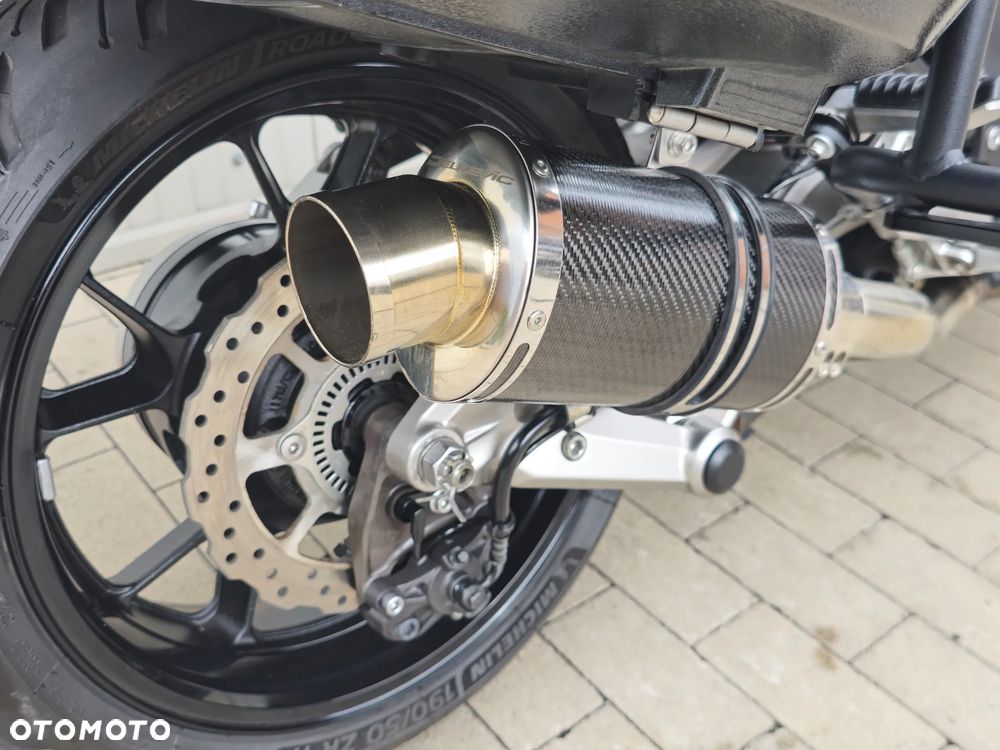 Kawasaki Concours - 4