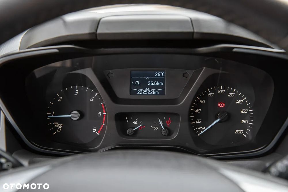 Ford Tourneo Custom 300 L1H1 VA Titanium - 18