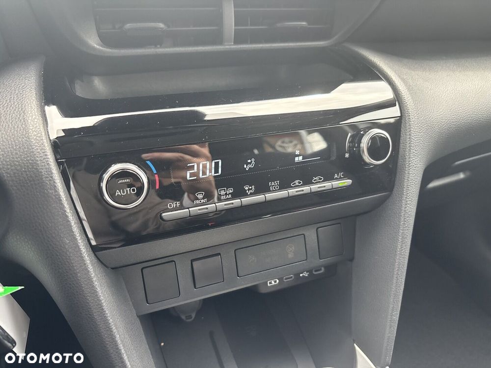 Toyota Yaris Cross Hybrid 1.5 Comfort - 26