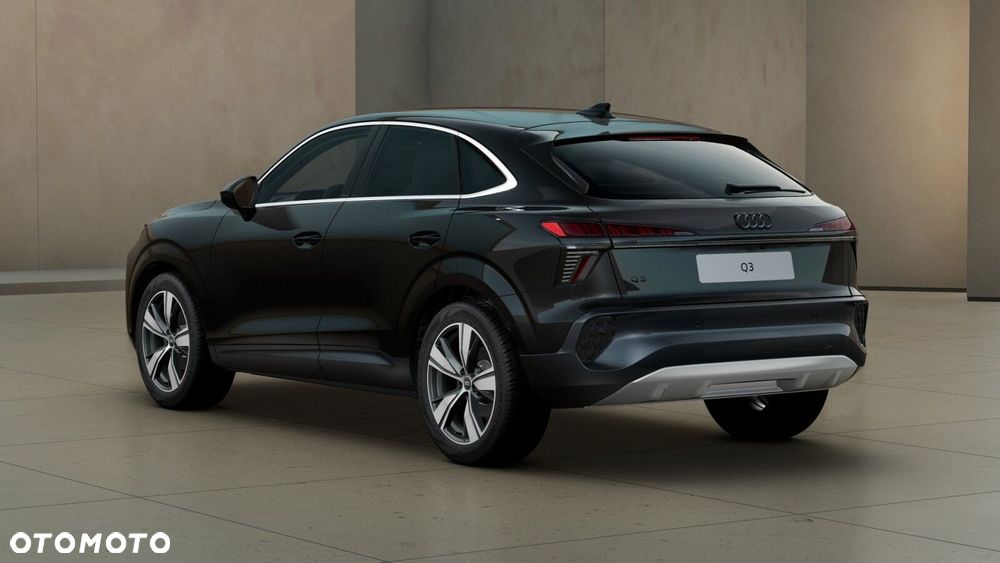 Audi Q3 Sportback - 4