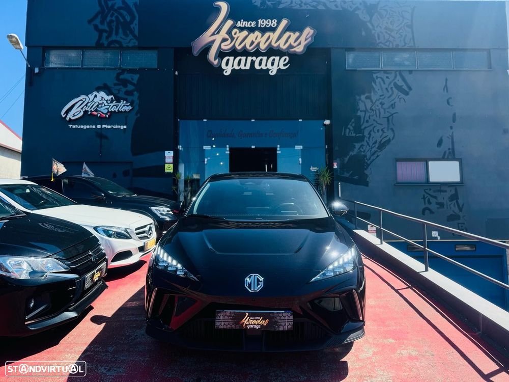 MG MG4 64 kWh Luxury - 2