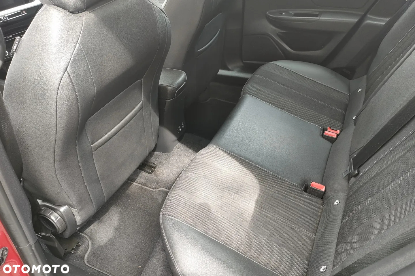 Opel Mokka 1.2 T Elegance S&S - 12