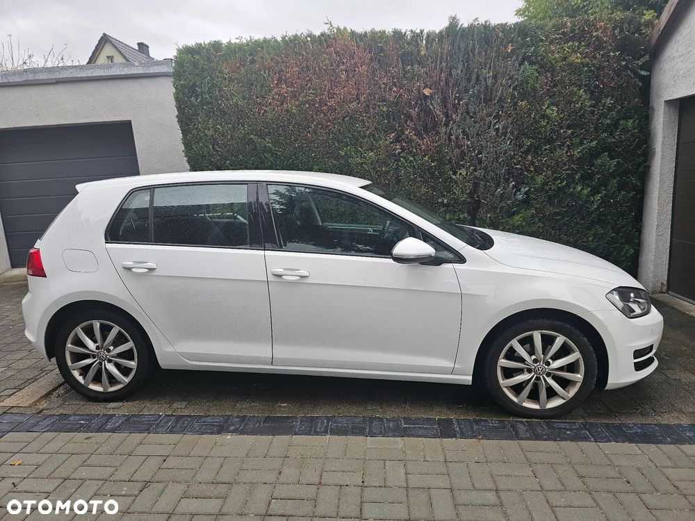 Volkswagen Golf - 3
